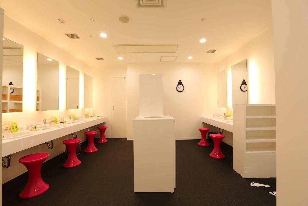 First Cabin Hakata Fukuoka  Exteriör bild